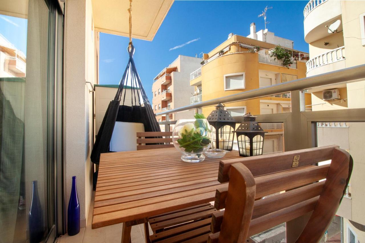 El Apartamento De Maria Jose Apartment Торевиеха Екстериор снимка