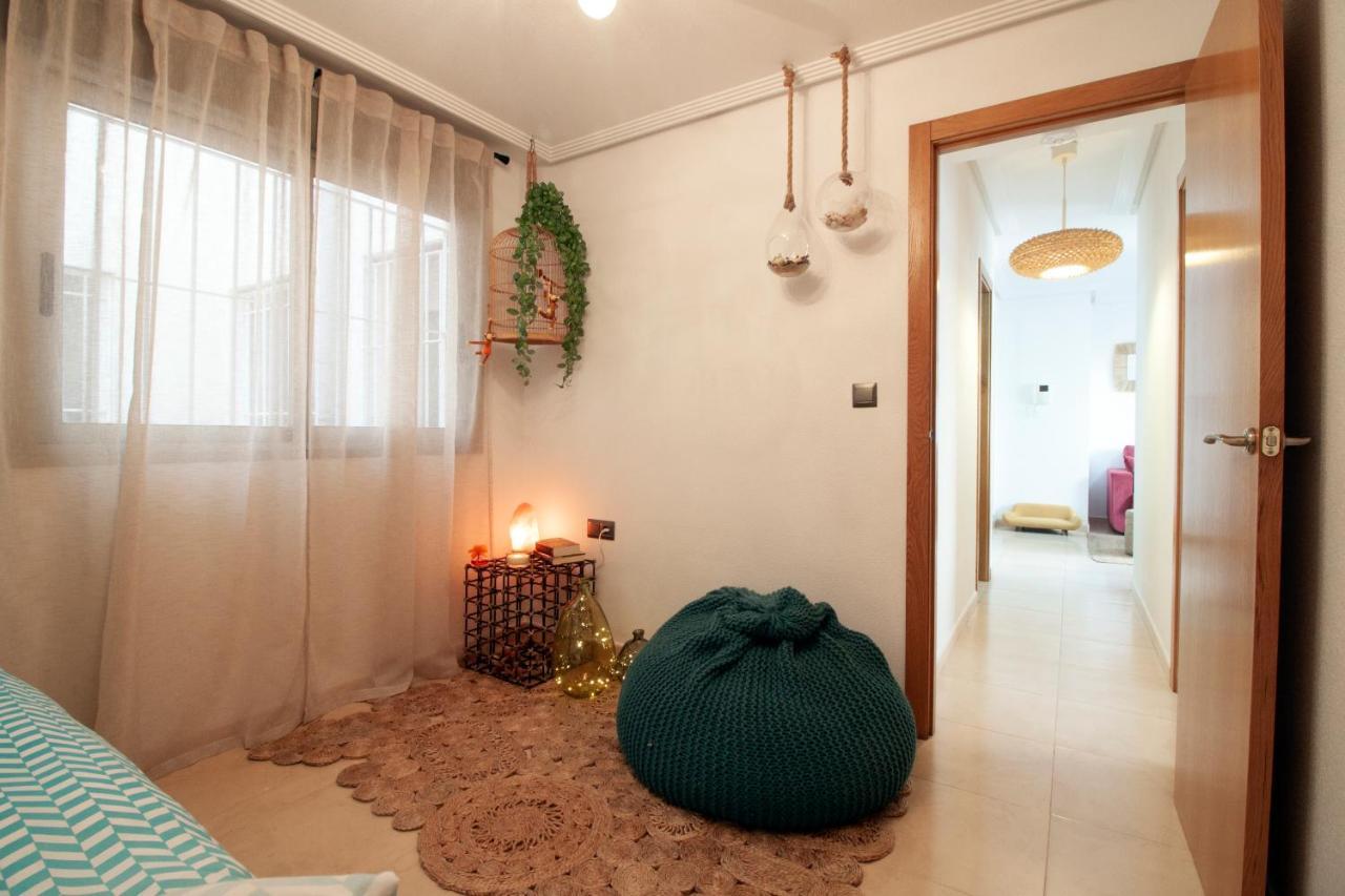 El Apartamento De Maria Jose Apartment Торевиеха Екстериор снимка