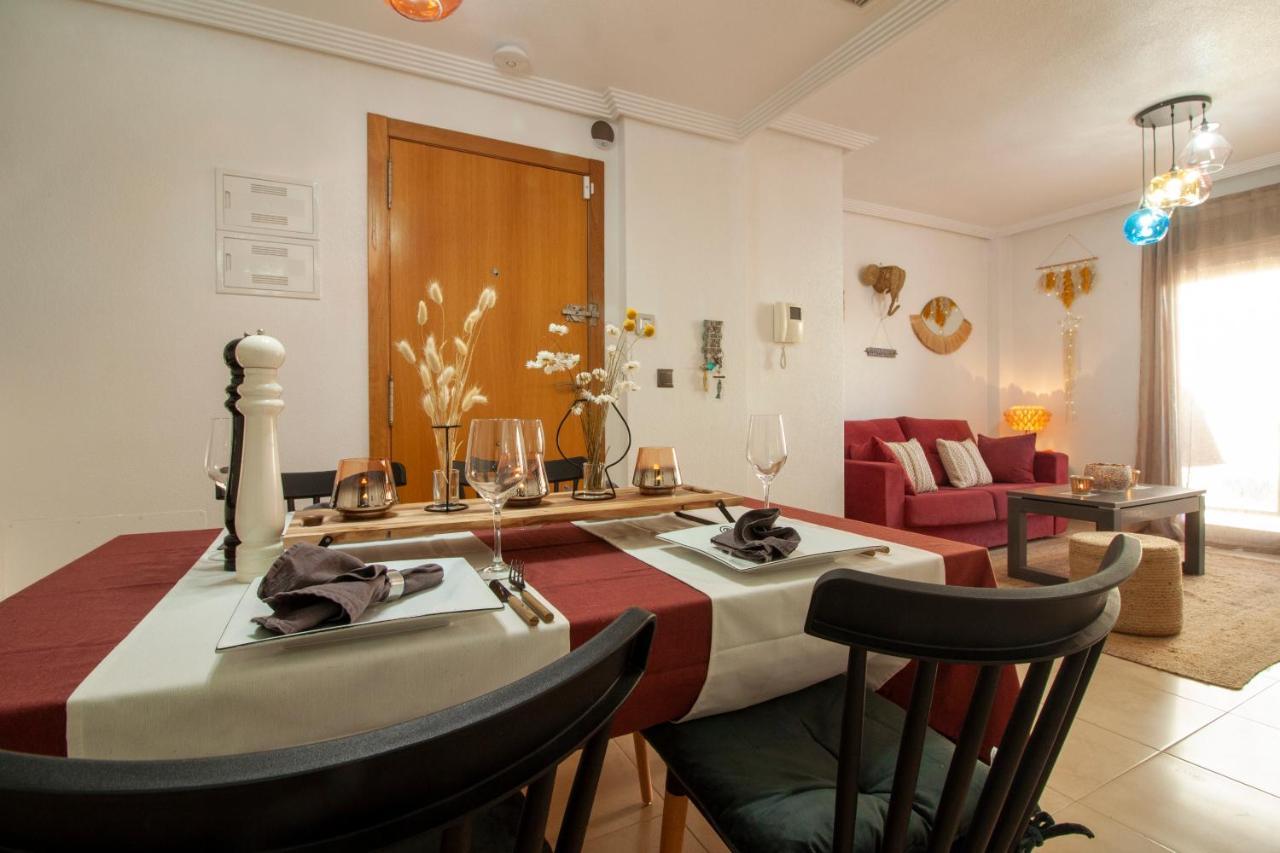 El Apartamento De Maria Jose Apartment Торевиеха Екстериор снимка
