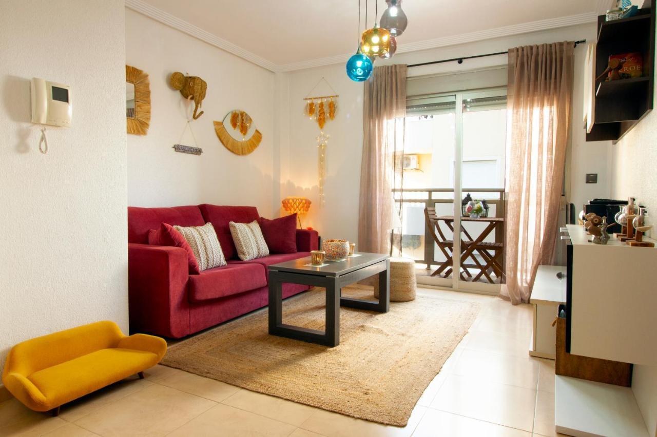 El Apartamento De Maria Jose Apartment Торевиеха Екстериор снимка