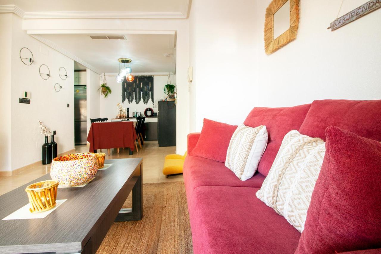 El Apartamento De Maria Jose Apartment Торевиеха Екстериор снимка