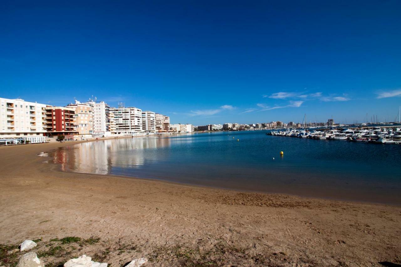 El Apartamento De Maria Jose Apartment Торевиеха Екстериор снимка